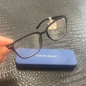 Foster Grant Reading Lenses 1.5+ Black Frame Square Shape